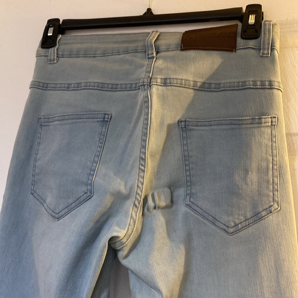 Tailored athlete, athletic fit jeans - Picture 8 of 10